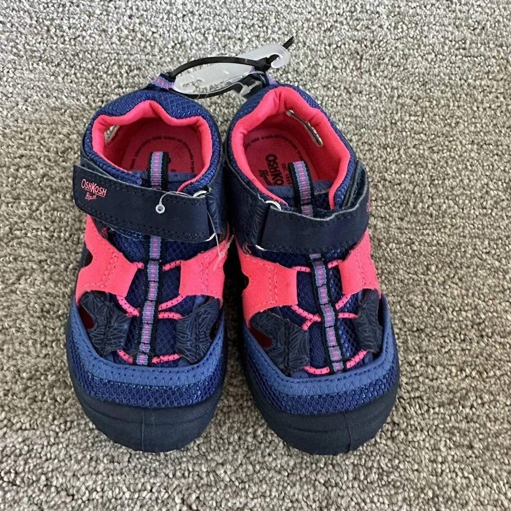 OshKosh B'Gosh Drift-G Girl's Bump Toe‎ Sandal - Size 9